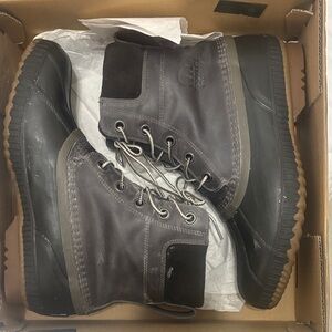 Sorel Men's Cheyanne II Black and Gray Leather Boots